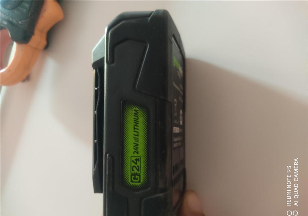 Greenworks baterii 24v /2ah și incarcator