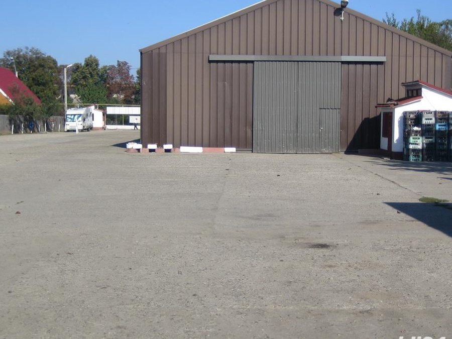 Hala 342 mp,  acces TIR, str. Republicii nr.188 , Bacau