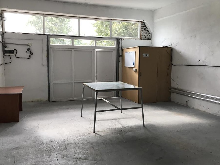 Hala de inchiriat , zona Girocului