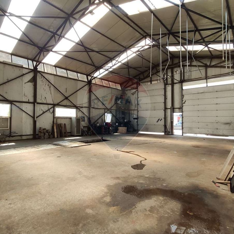 Hala industriala de inchiriat ideala service auto/depozit