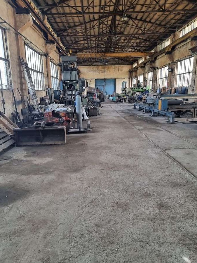 Hala productie 800 mp si 4200 mp teren localitatea Lechinta