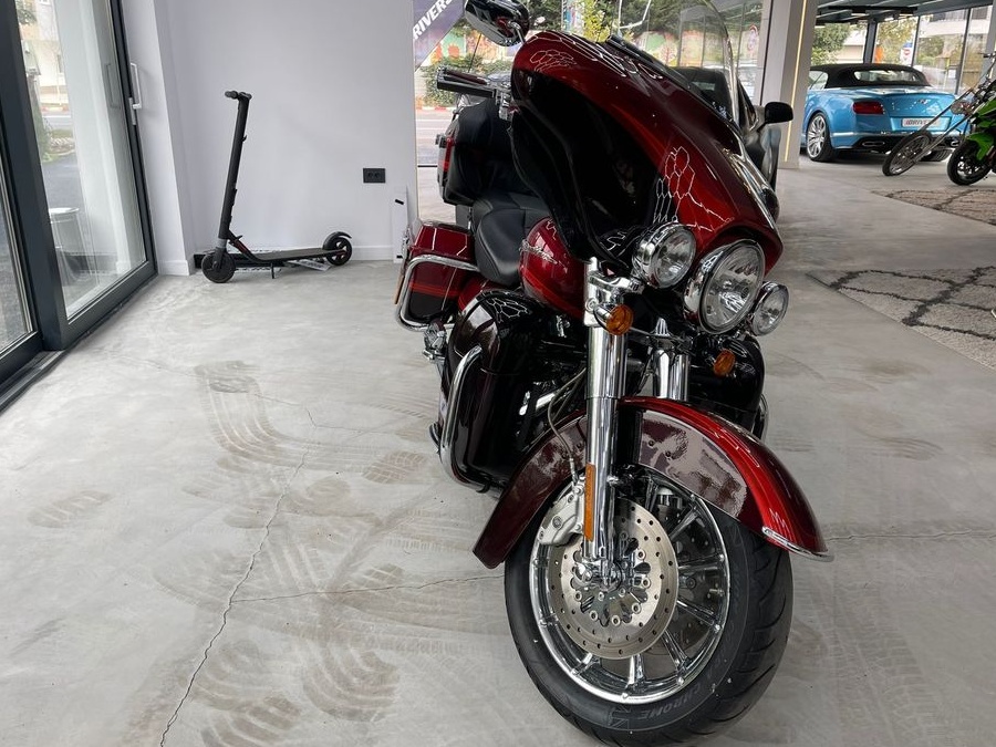 Harley-Davidson FLH Electra Glide