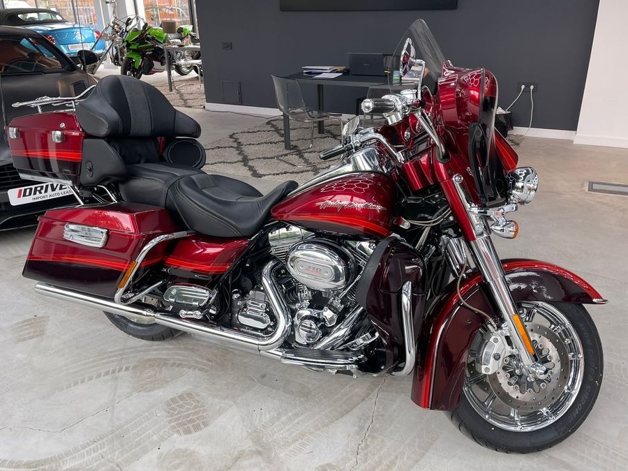 Harley-Davidson FLH Electra Glide