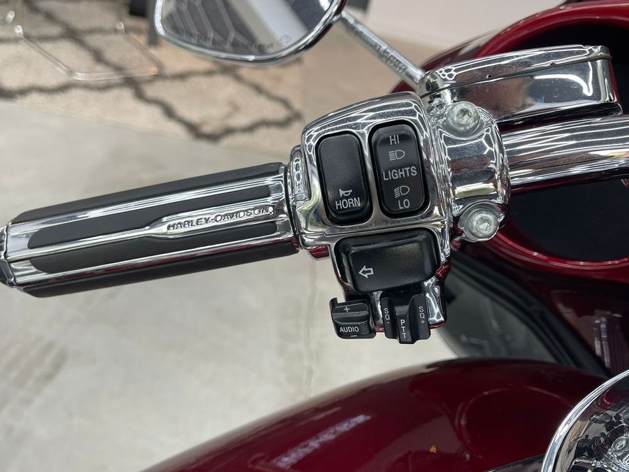Harley-Davidson FLH Electra Glide