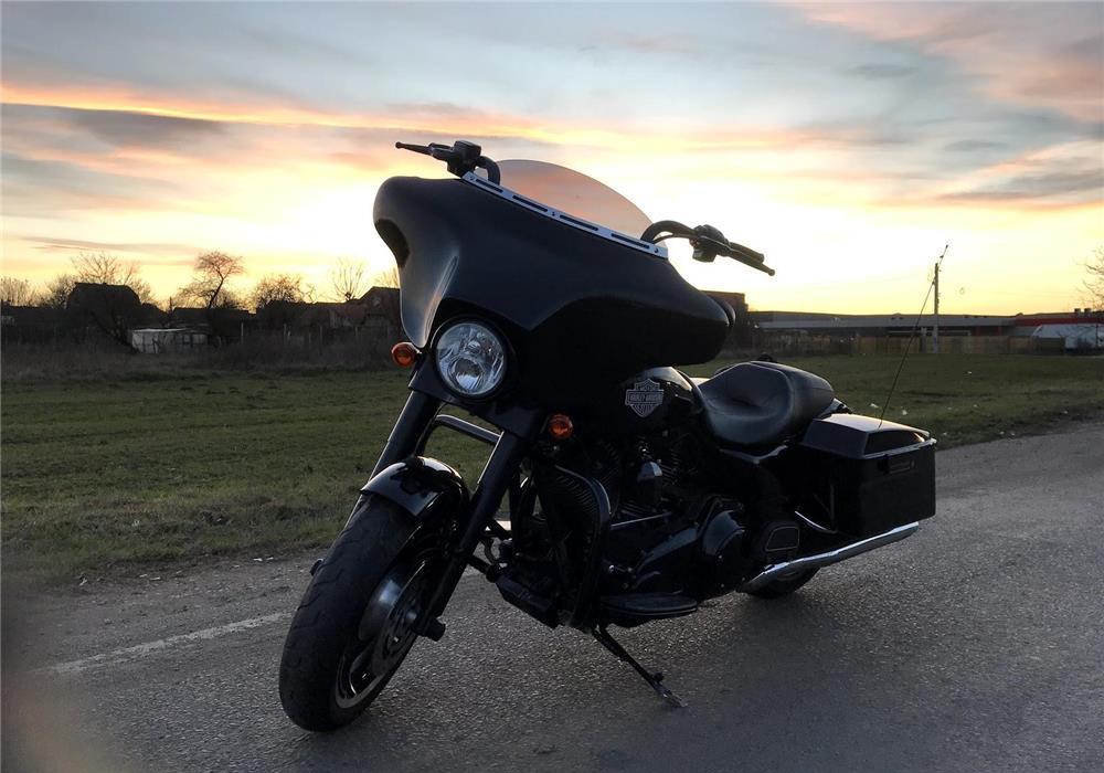 Harley davidson FLHX