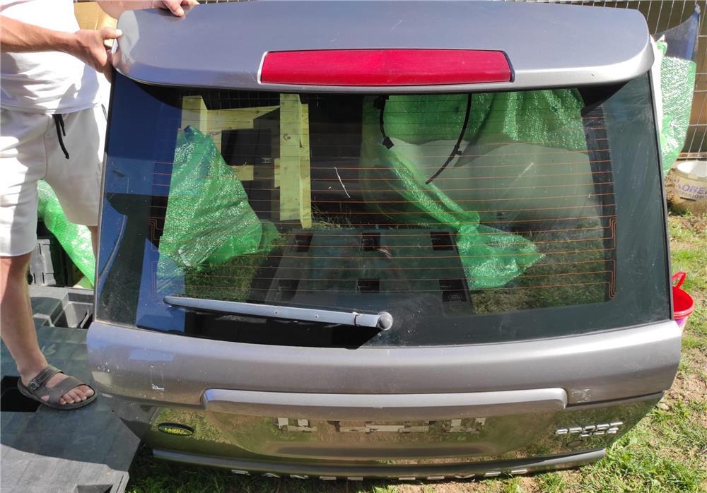 Hayon , bara fata , bara spate , aripa stanga, Range Rover sport 2008