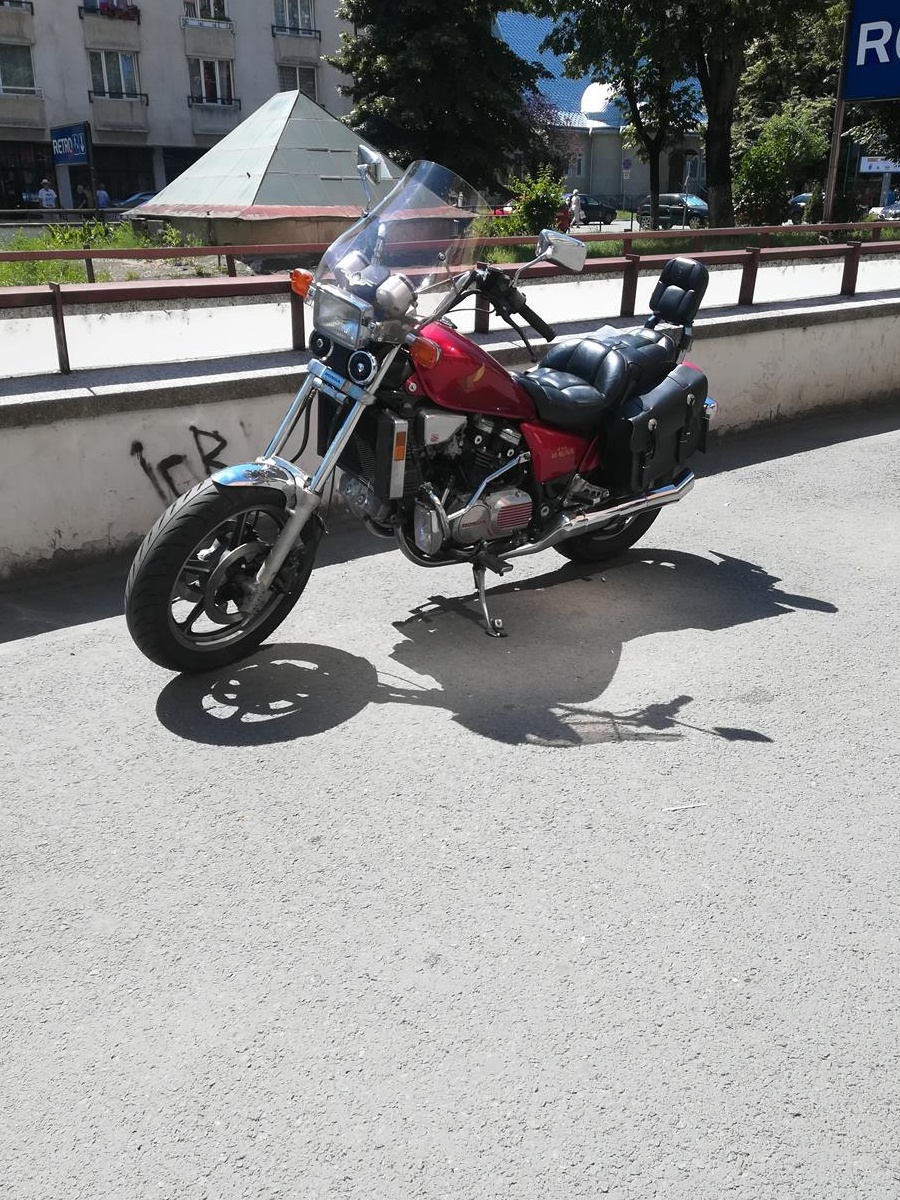 Honda Magna V45