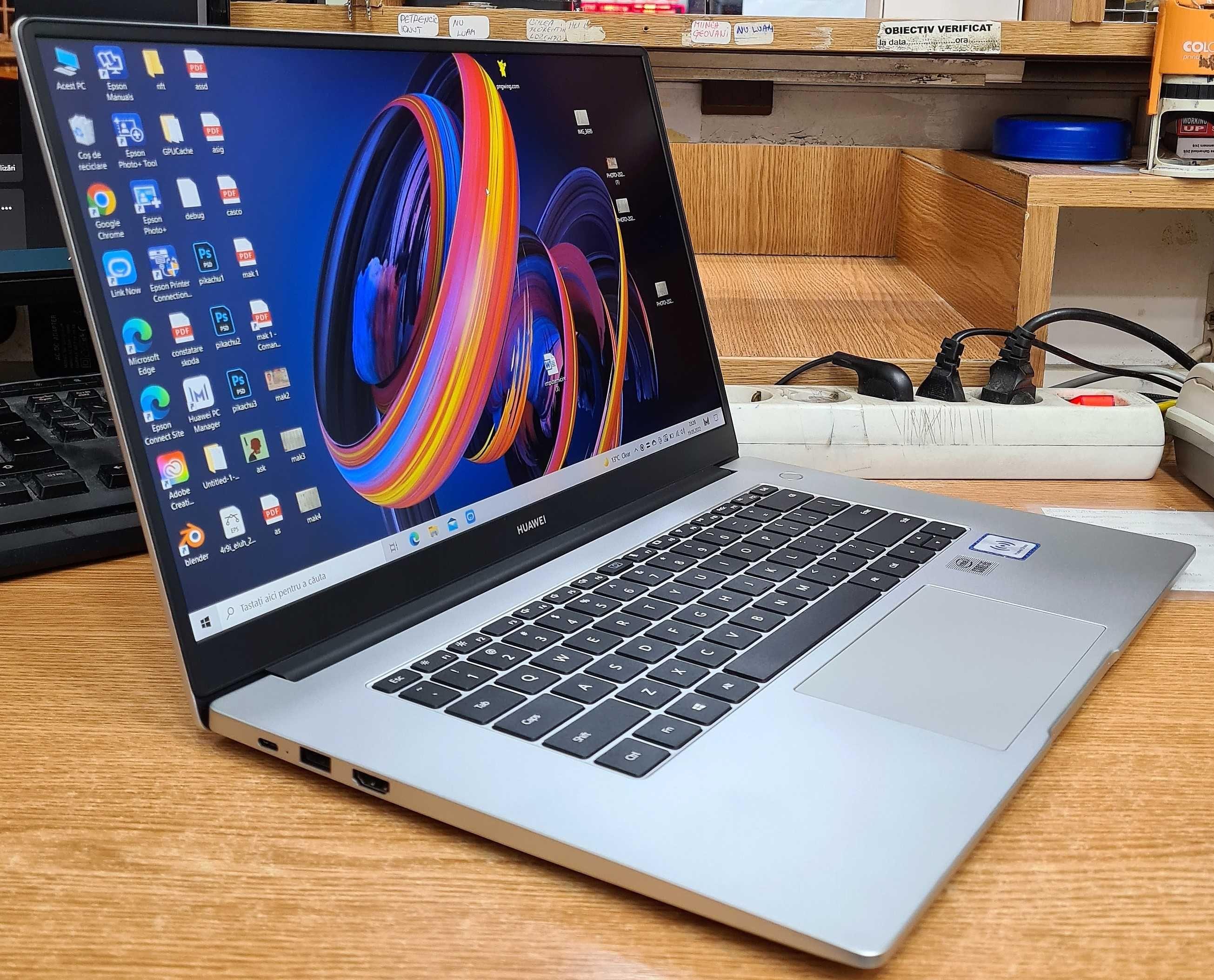 Hope Amanet P11/ Laptop Huawei MateBook D15 / i5 GEN 10