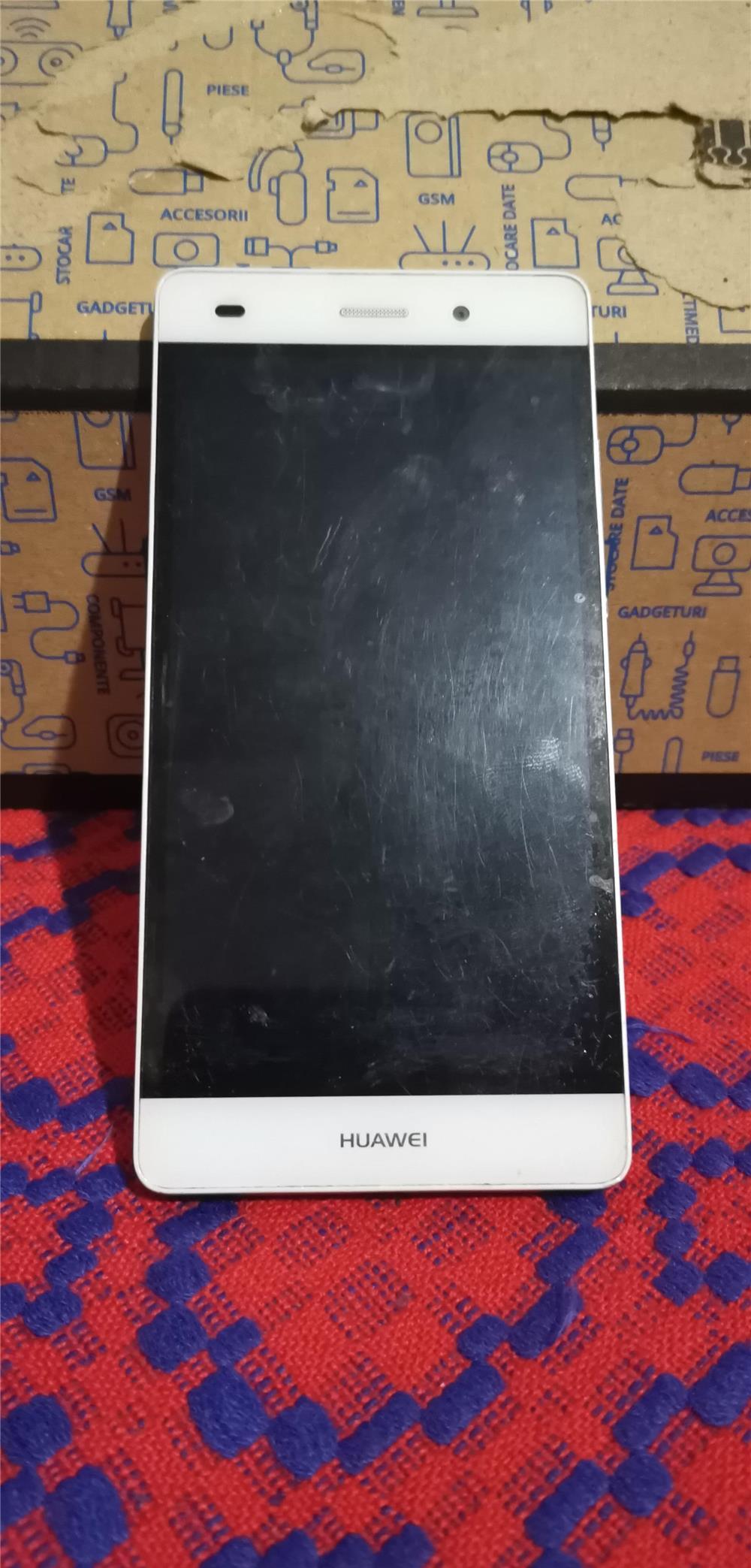 Huawei P8 lite Alb și Negru