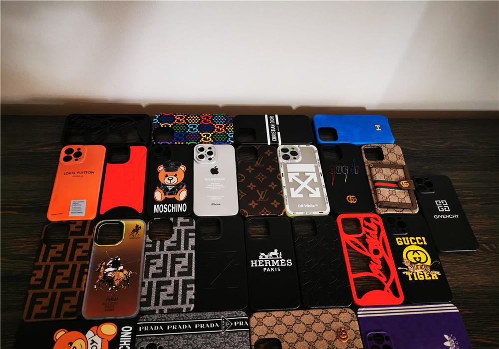 Husa Gucci, Givenchy, Moschino, OffWhite, Louboutin, LV iPhone 13 Pro, 13 Pro Max