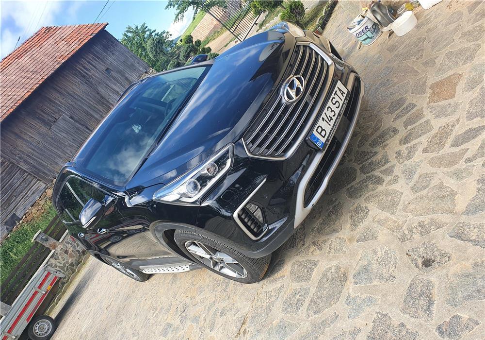 Hyundai Grand Santa Fe