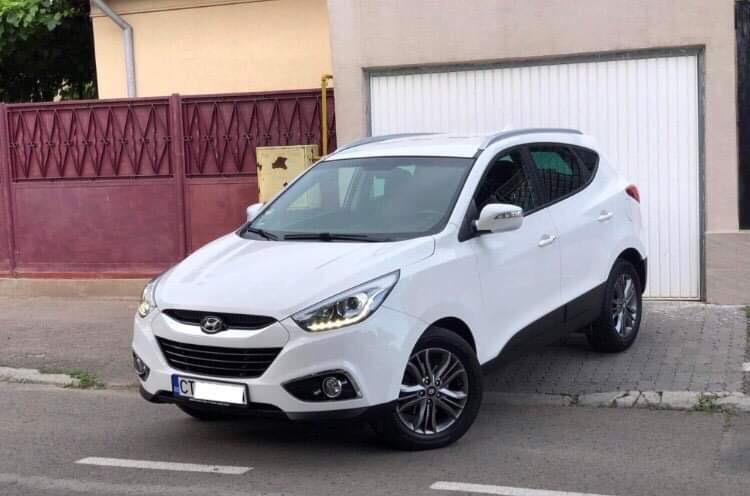 Hyundai ix35 2.0 CRD *4x4 WD* stare CA NOUA * UNIC PROPRIETAR !!