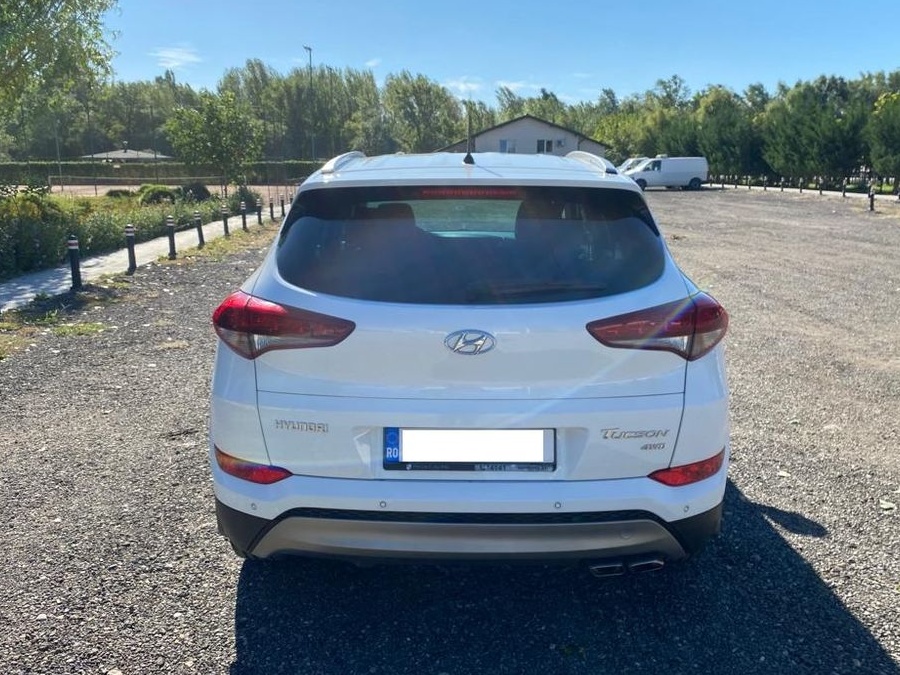 Hyundai Tucson 2.0 CRDI 4WD 6MT