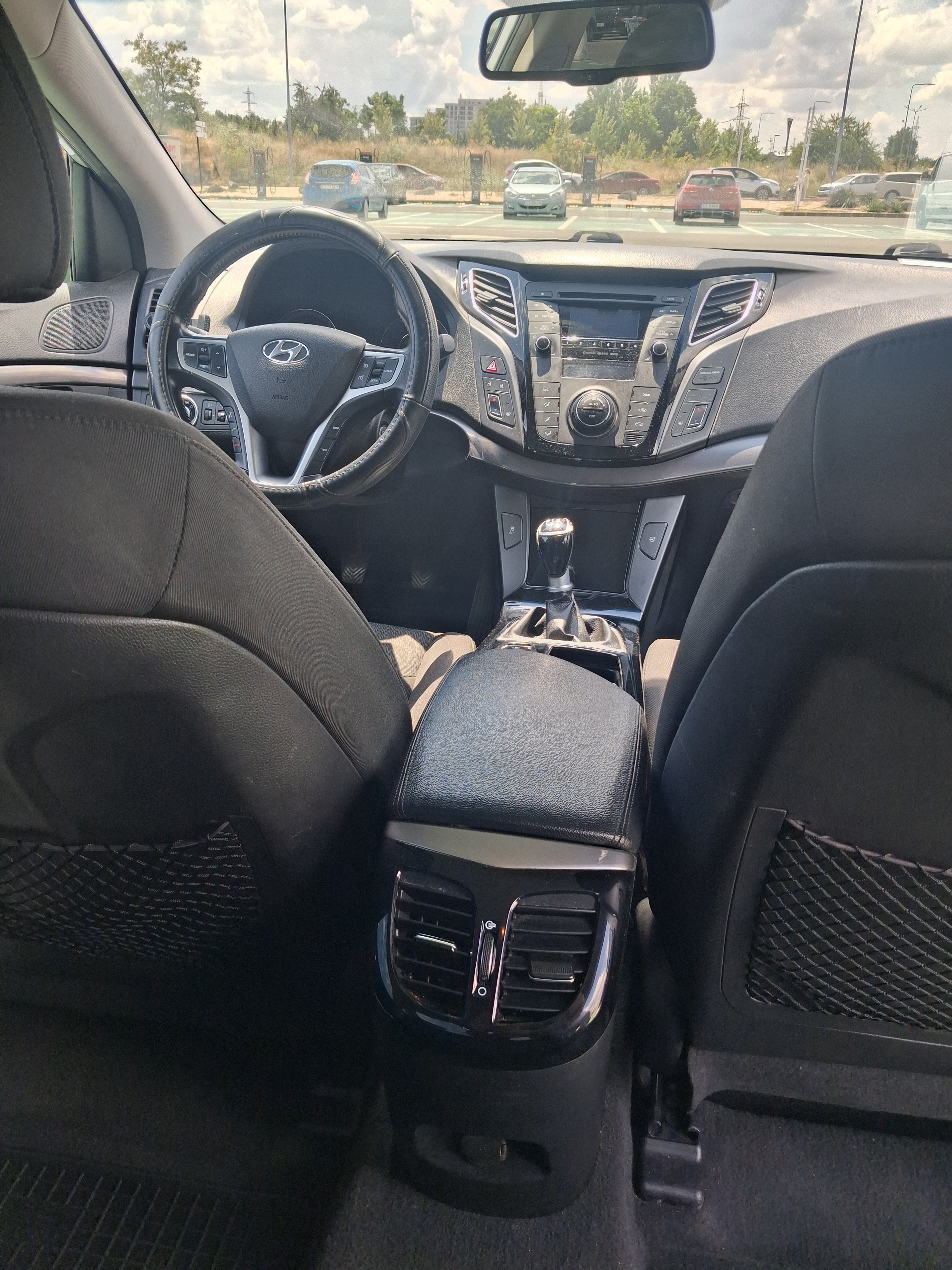 Hyunday i40 2014 6500 euro neg