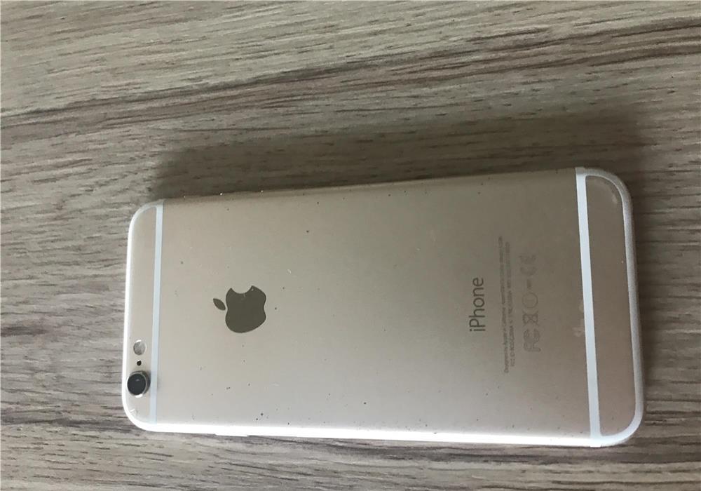 IFone 6 16 GB roz gold 400 lei