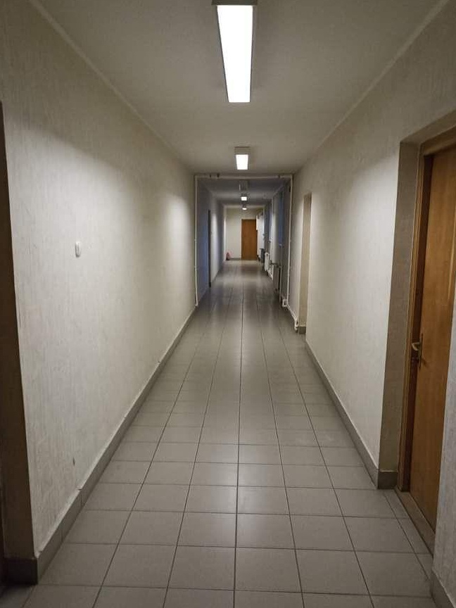 Imobil cu 3 nivele de vânzare