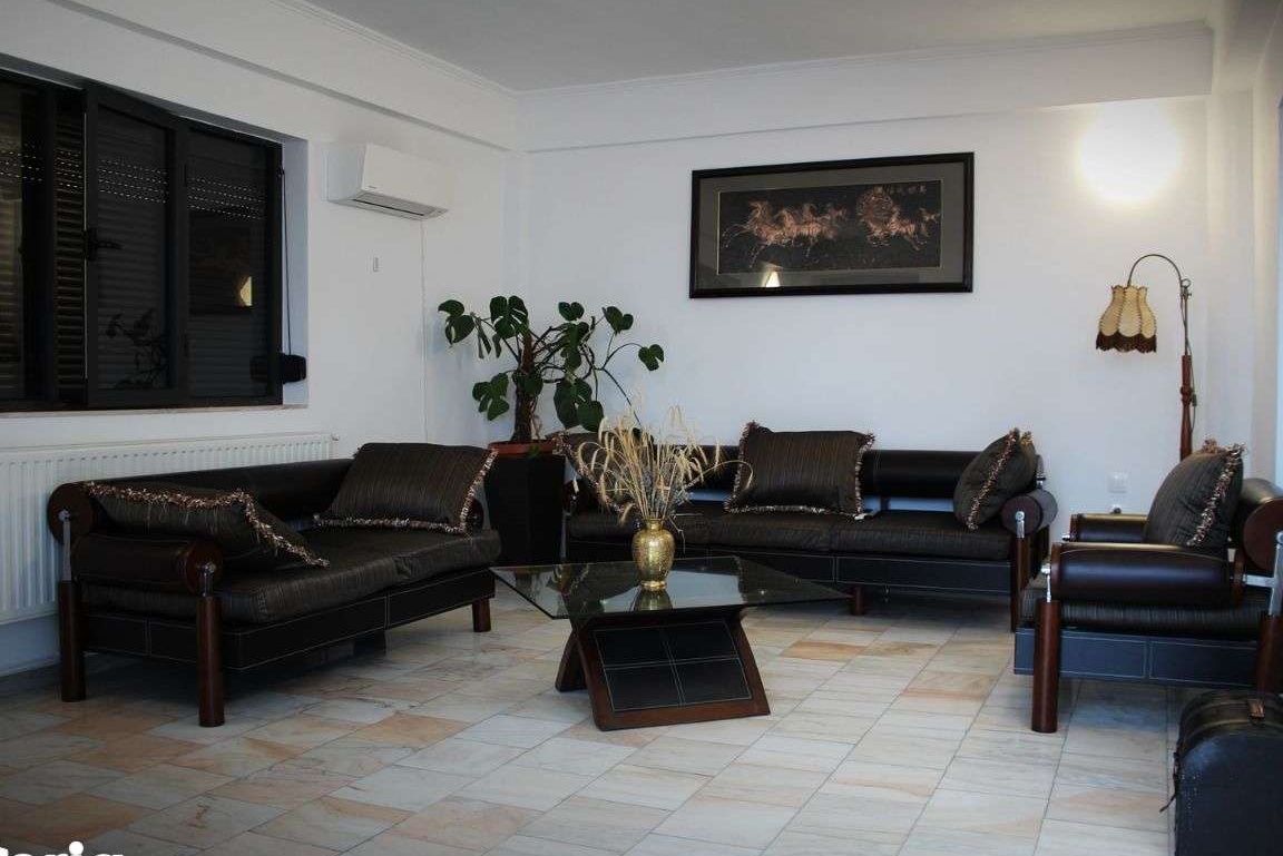Imobil De Lux / De inchiriat / Zona 0 / Birouri /Pitesti/Exercitiu