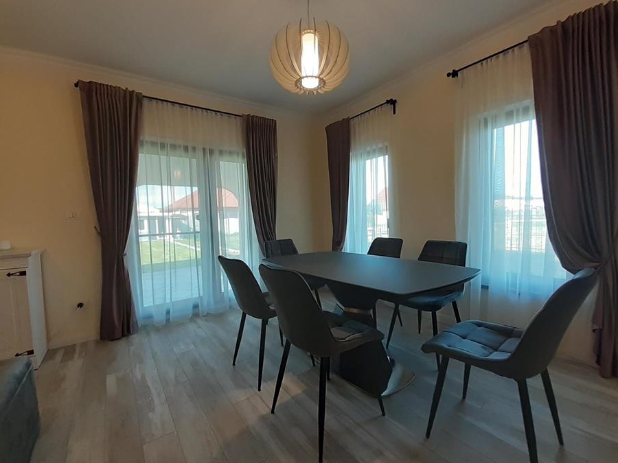 Imobil nou, mobilat, utilat, zona linistita!