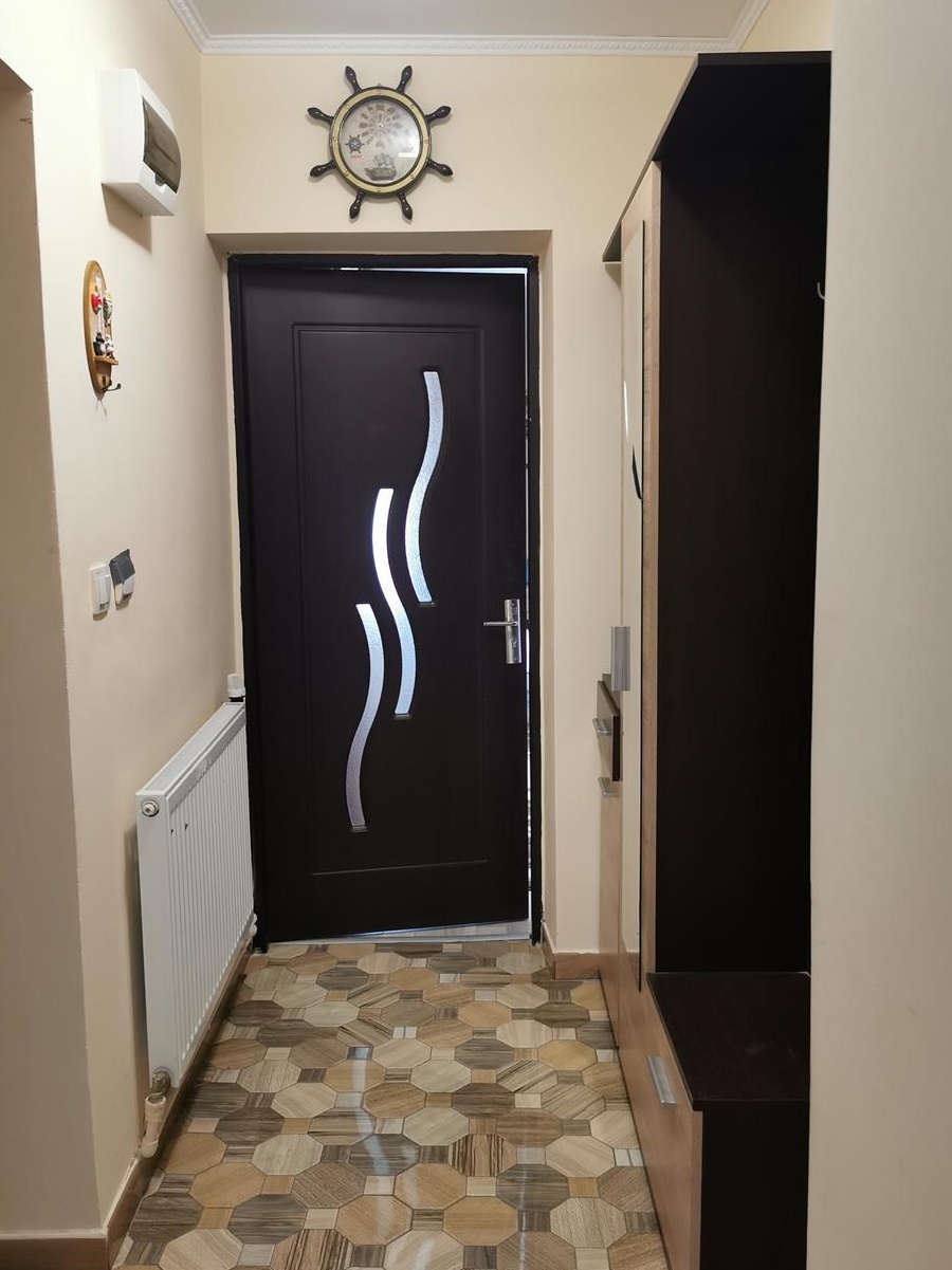 Imobiliare, casa de vânzare.