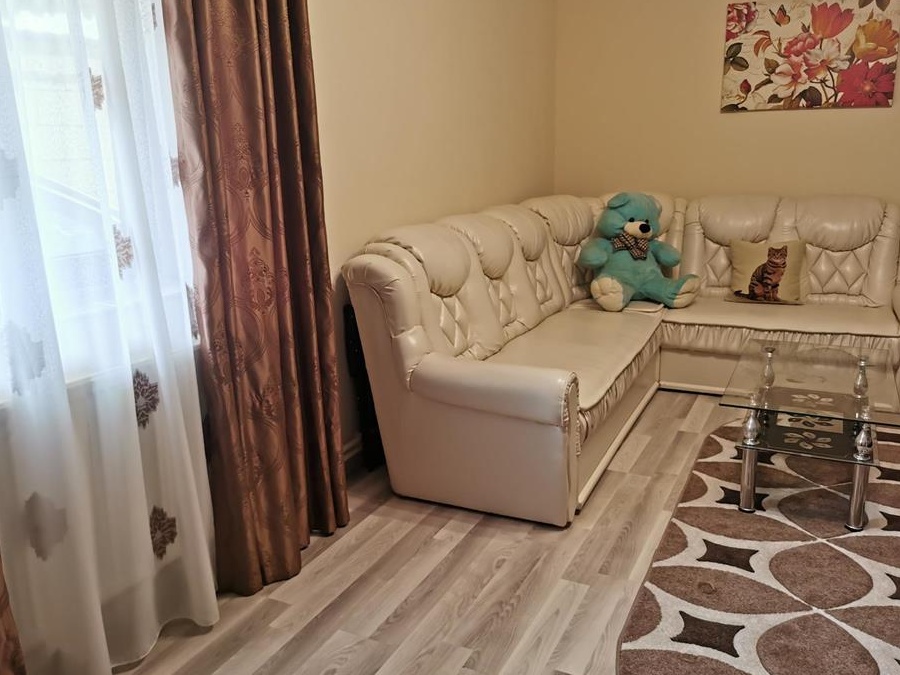 Imobiliare, casa de vânzare.