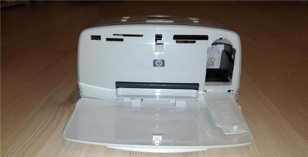 Imprimanta foto HP photosmart 325 fara cartus si alimentator