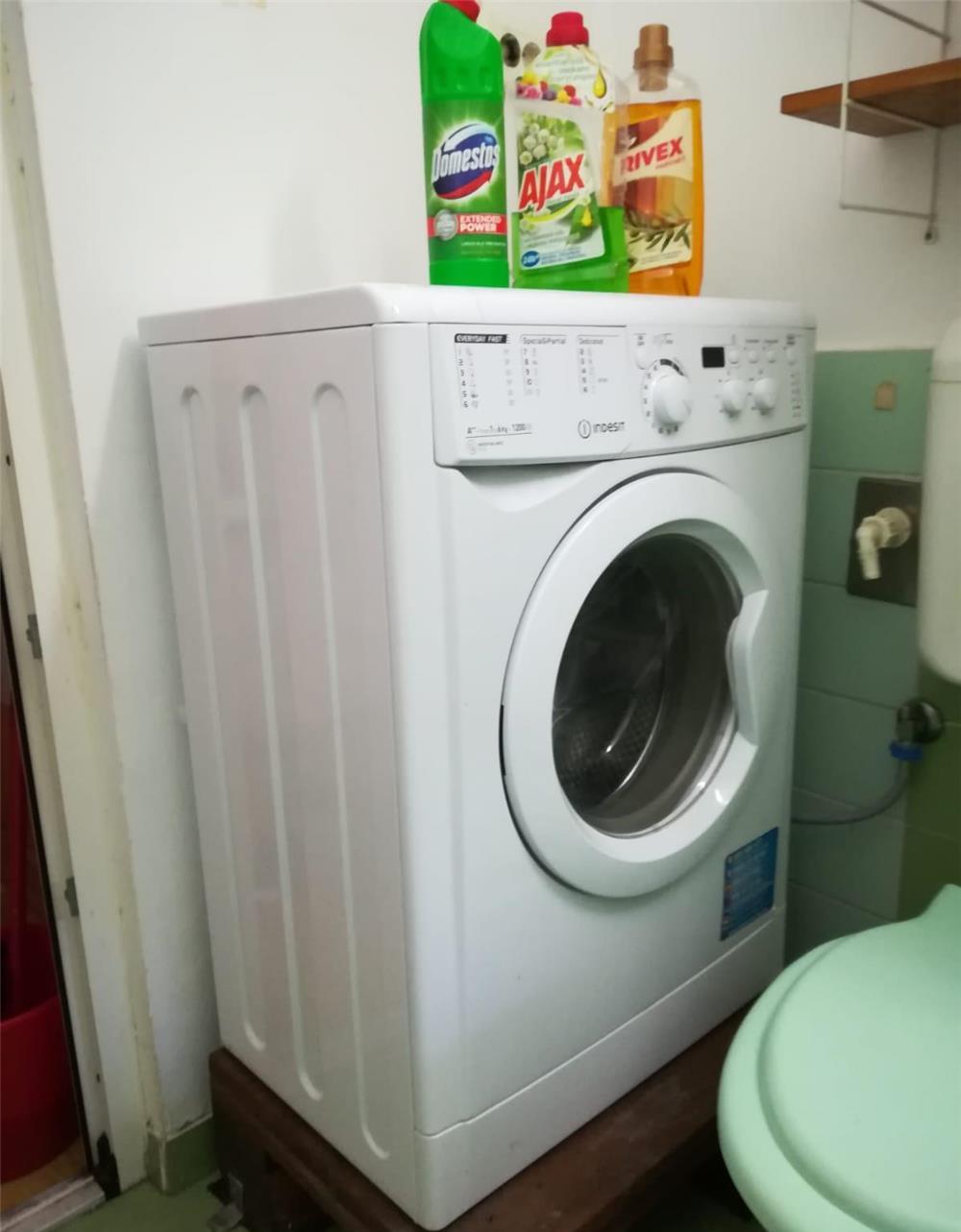 IN ZONA SOARELUI,24 MP,DECOMANDATA,IN BLOC CIVILIZAT DE APARTAMENTE