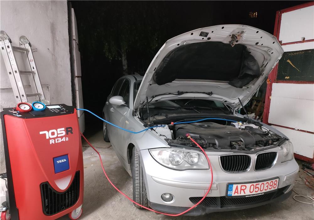 Incarcare clima cu freon