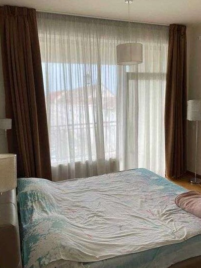 Inchiriem apartament de 3 camere - zona Strand - parcare
