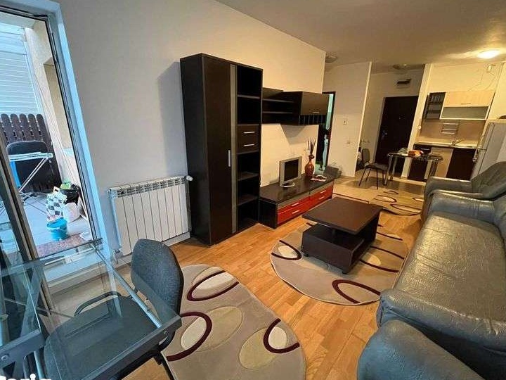 Inchiriere apartament 2 cam. Green Park parter si terasa
