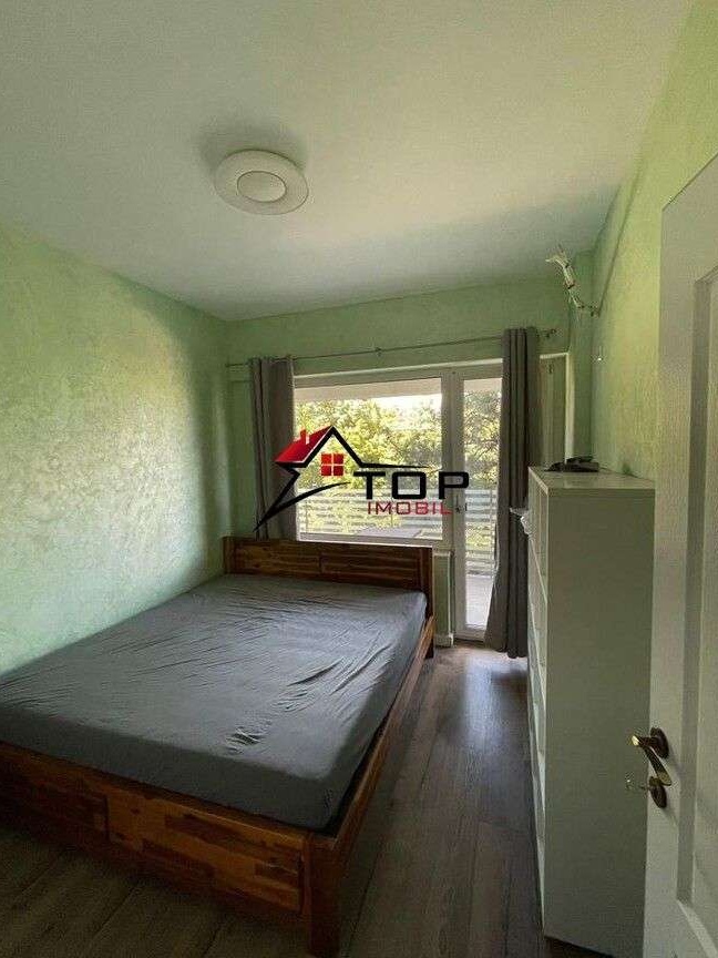 Inchiriere apartament 2 camere semidecomandat  - Royal Town Copou
