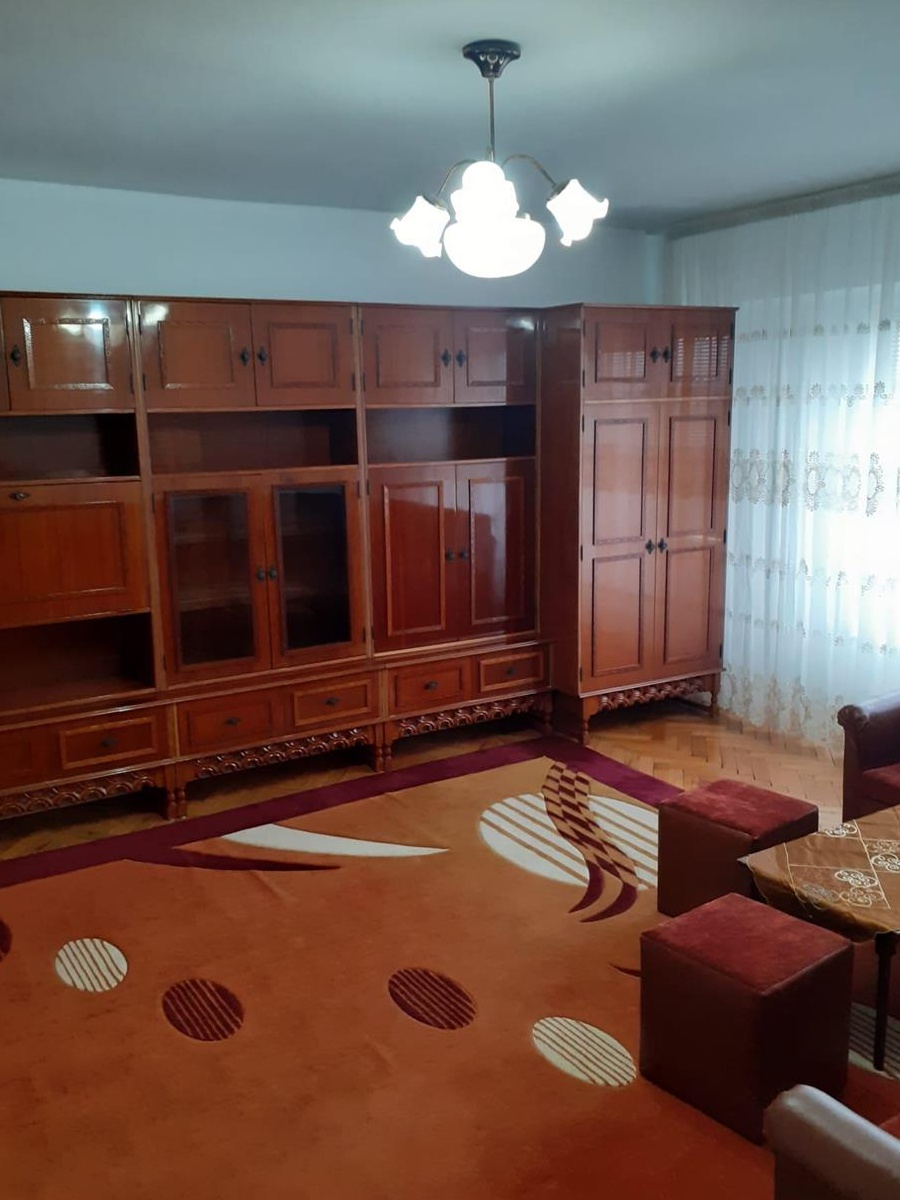 inchiriere apartament 2 camere ,zona Euro
