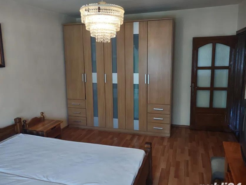 Închiriere apartament, 3 camere, ultracentral!