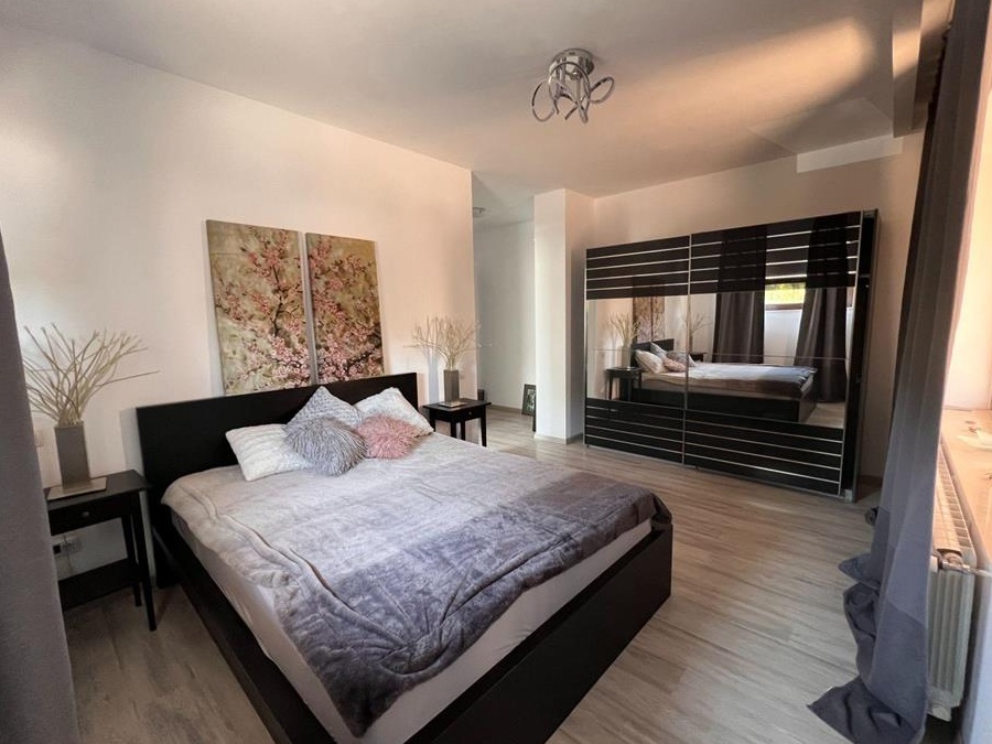 Inchiriere apartament 4 camere Lux