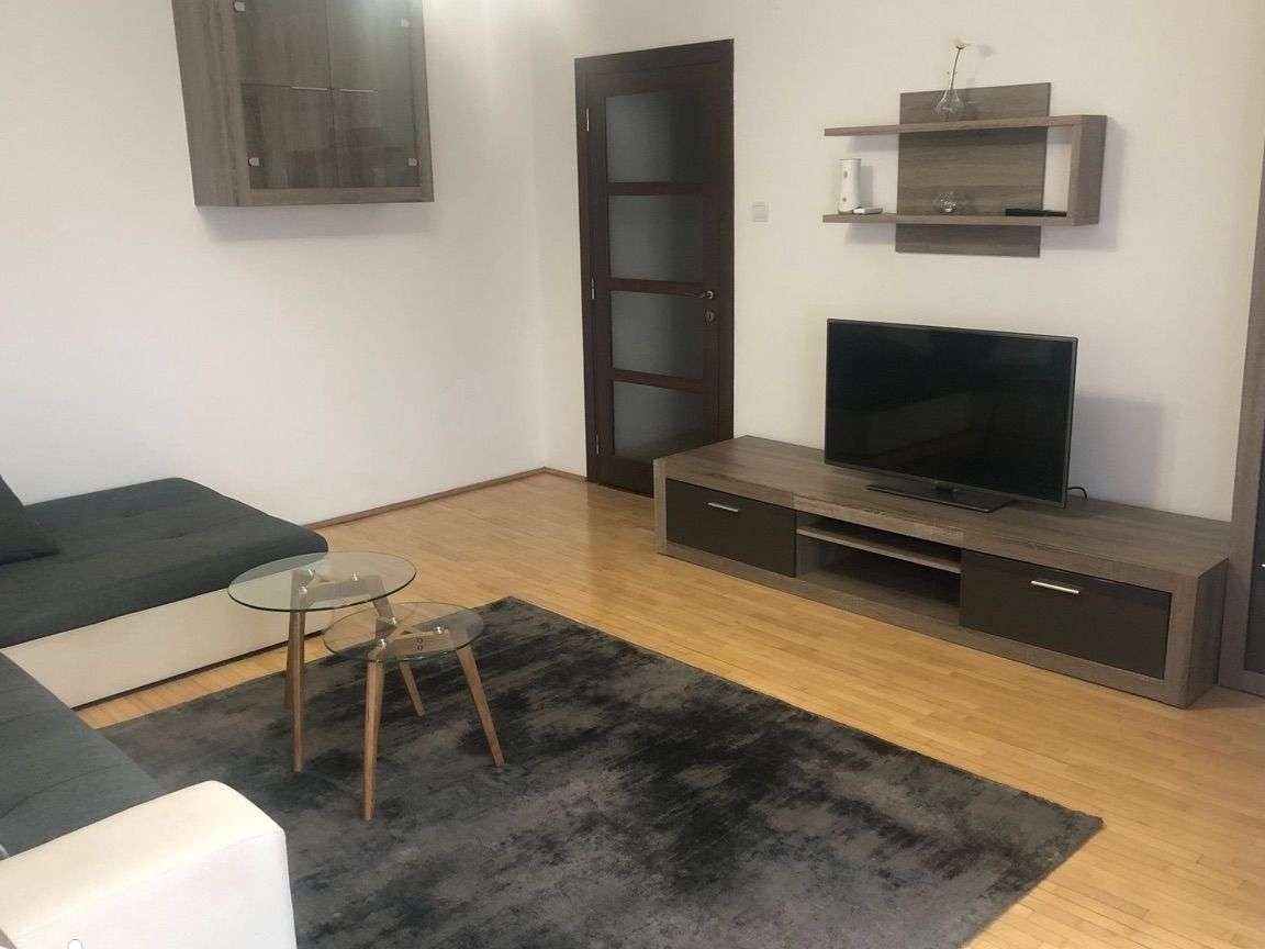Inchiriere apartament cu 2 camere zona Amaradia Veropan (Strada Fagara