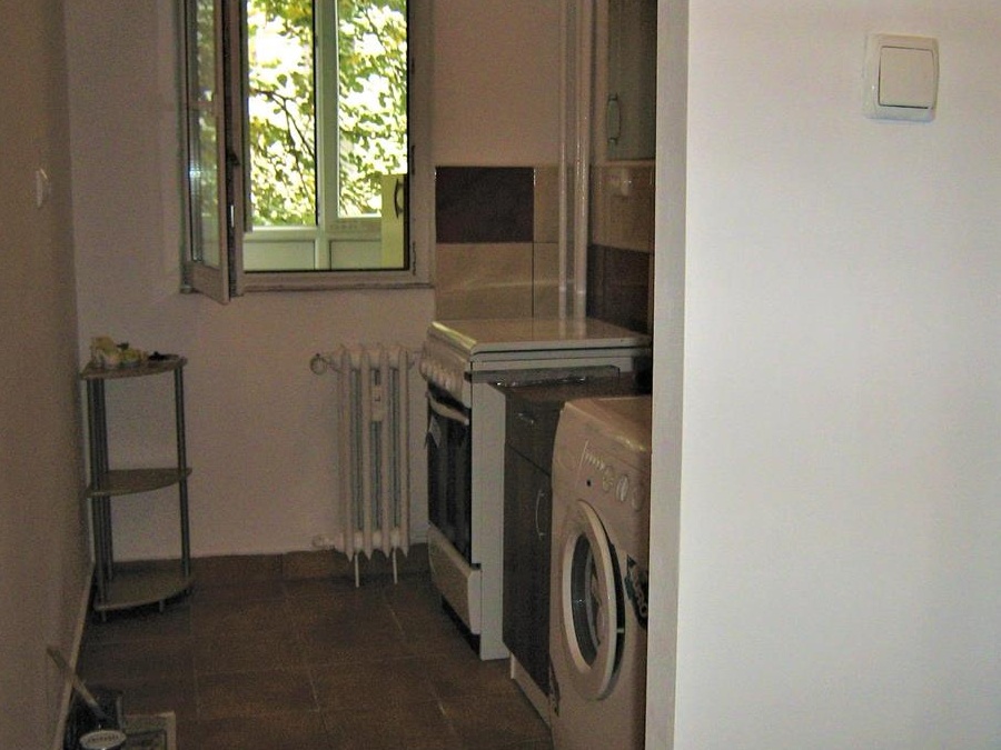 Inchiriere Garsoniera Mihai Bravu, Dristor, Baba Novac