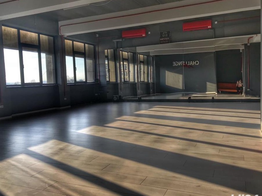 Inchiriere sala dans, aerobic, karte, kick-box, teatru etc  langa Universitate