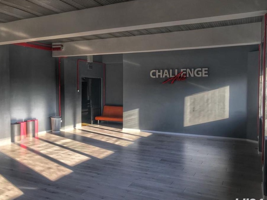 Inchiriere sala dans, aerobic, karte, kick-box, teatru etc  langa Universitate