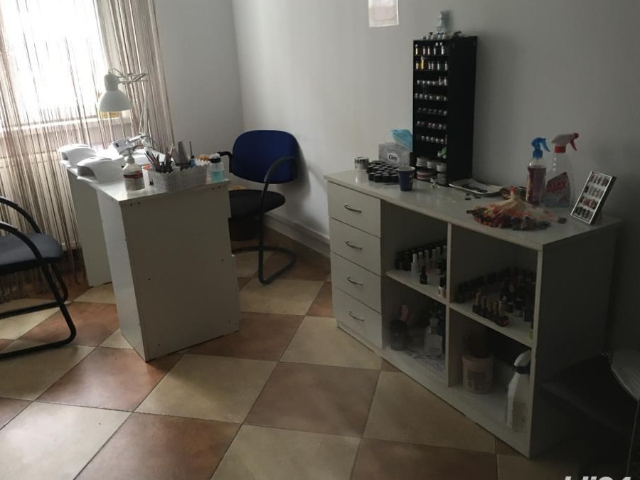 inchiriere salon de infrumusetare