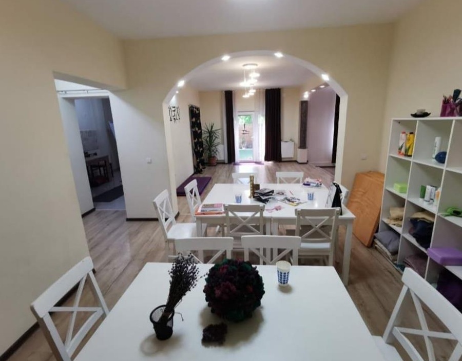 închiriere spațiu 100mp,+terasă 60mp