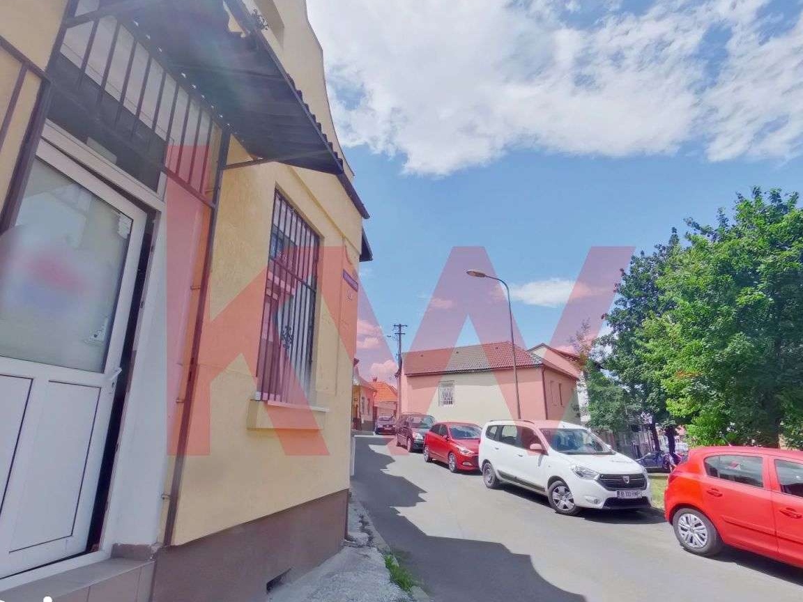 INCHIRIERE SPATIU COMERCIAL CENTRAL