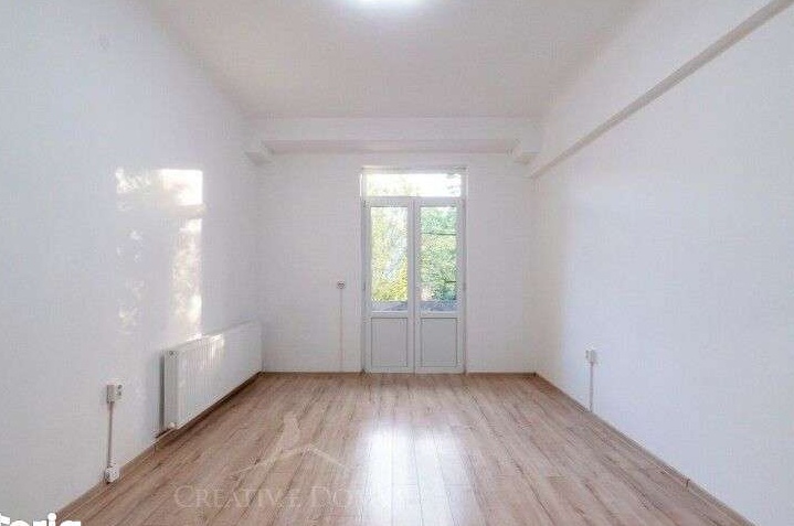 Inchiriere spatiu de birouri, 3 camere - Piata Romana, Lascar Catargiu