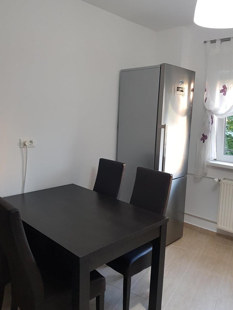 Inchiriez Ap. 2 camere