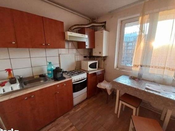 Închiriez ap. 2 camere în Gheorgheni pt. studenți