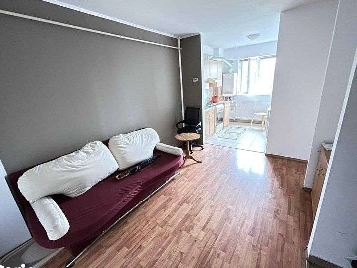 Inchiriez Apartament 2 Camere Confectii, langa camp. Vasile Goldis