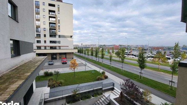 Inchiriez apartament 2 camere, Coresi cartier, Str. Zaharia Stancu