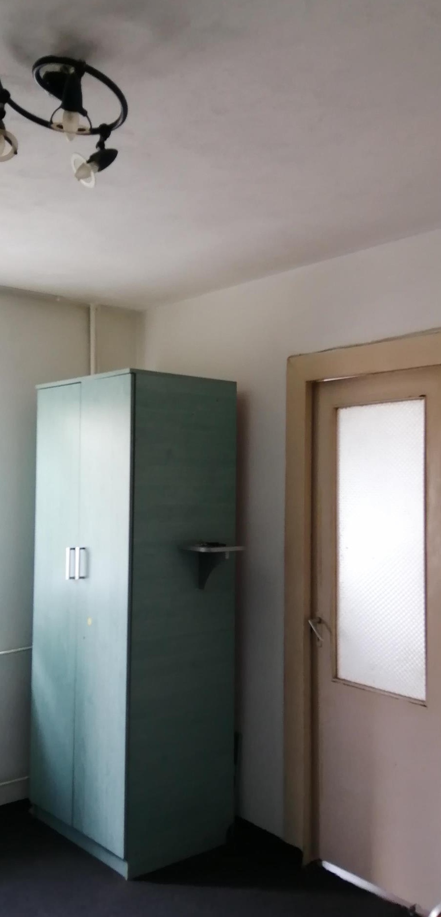Inchiriez apartament 2 camere Gradiste