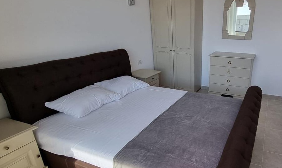Inchiriez apartament 2 camere Mamaia