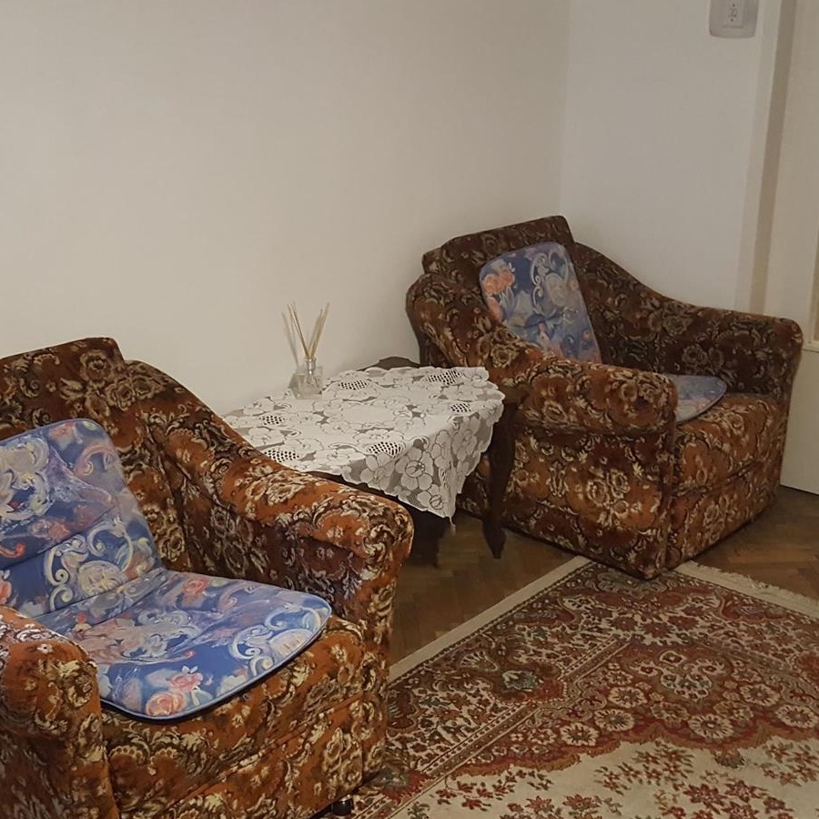 Inchiriez Apartament 2 camere, mobilat