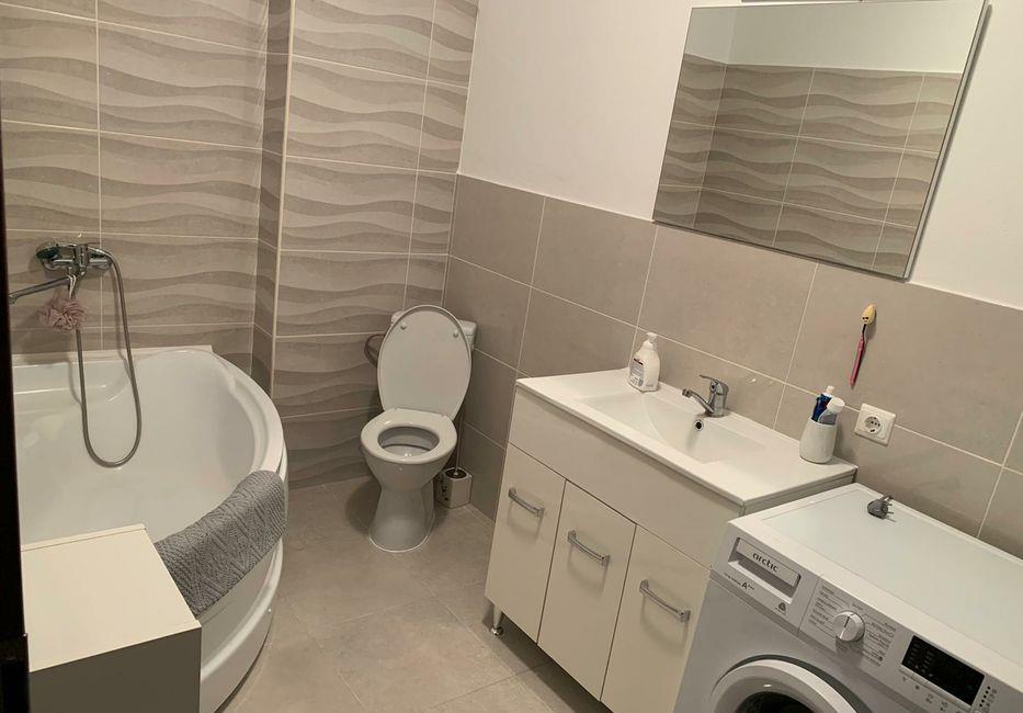 inchiriez apartament 2 camere Soarelui 60 mp