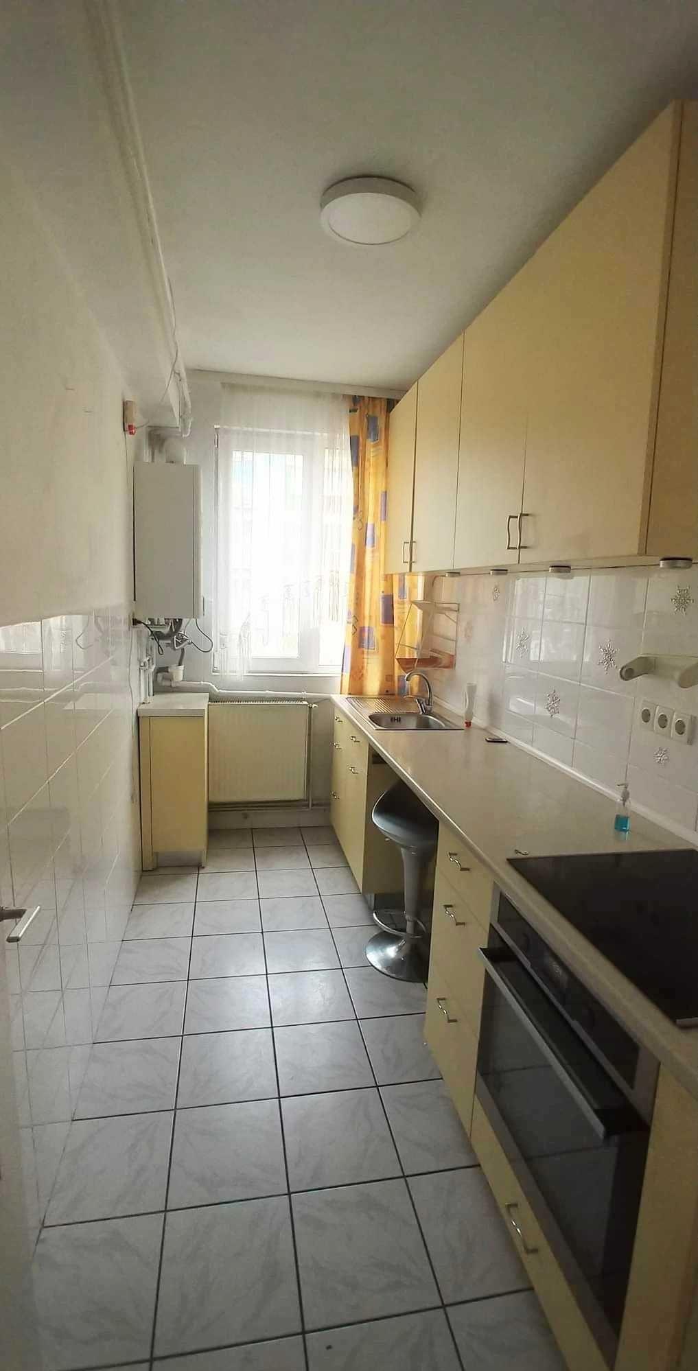 inchiriez apartament 2 camere str. Horea, Cluj Napoca